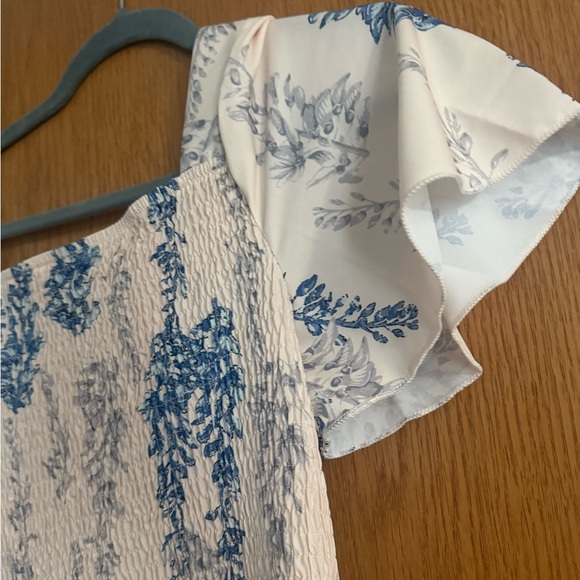 SHEIN Smocked Dress with Blue Floral Design - Picture 5 of 7